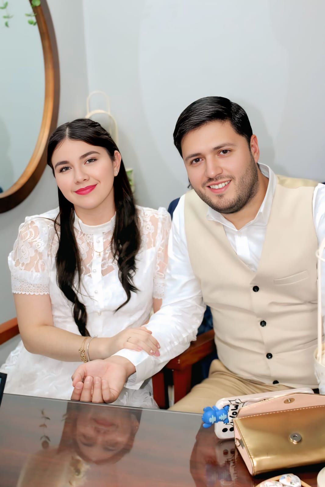 A photo from Efra and Susi's wedding gallery.